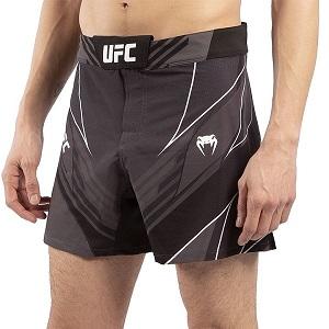 UFC Venum - Pro Line Men's Shorts / Schwarz / Large